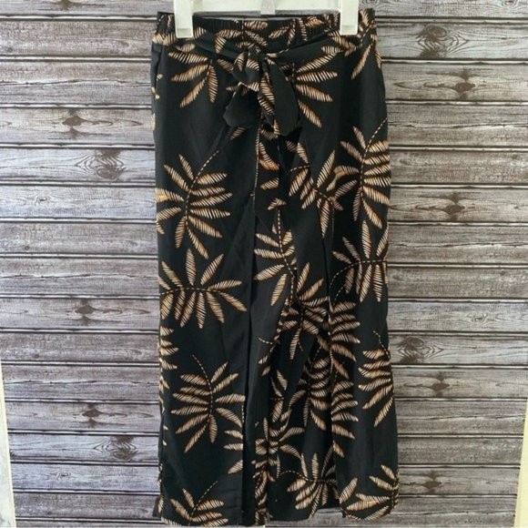 A‎ New Day Cropped Tropical Leaf Print Pants Size XL - Picture 1 of 13